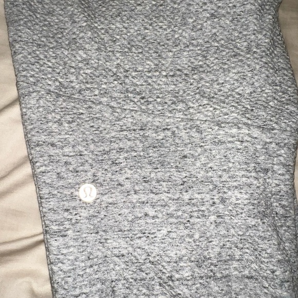 Men’s Grey Lululemon Sweatpants - Picture 3 of 5